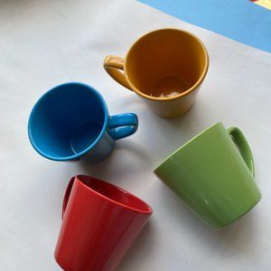 UNIVERSAL  color cups